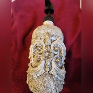 Hand crafted soap/lotion pump holder